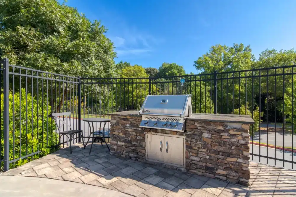 Grilling-Station-The-Collective-at-Kennesaw-Apartments-Near-KSU