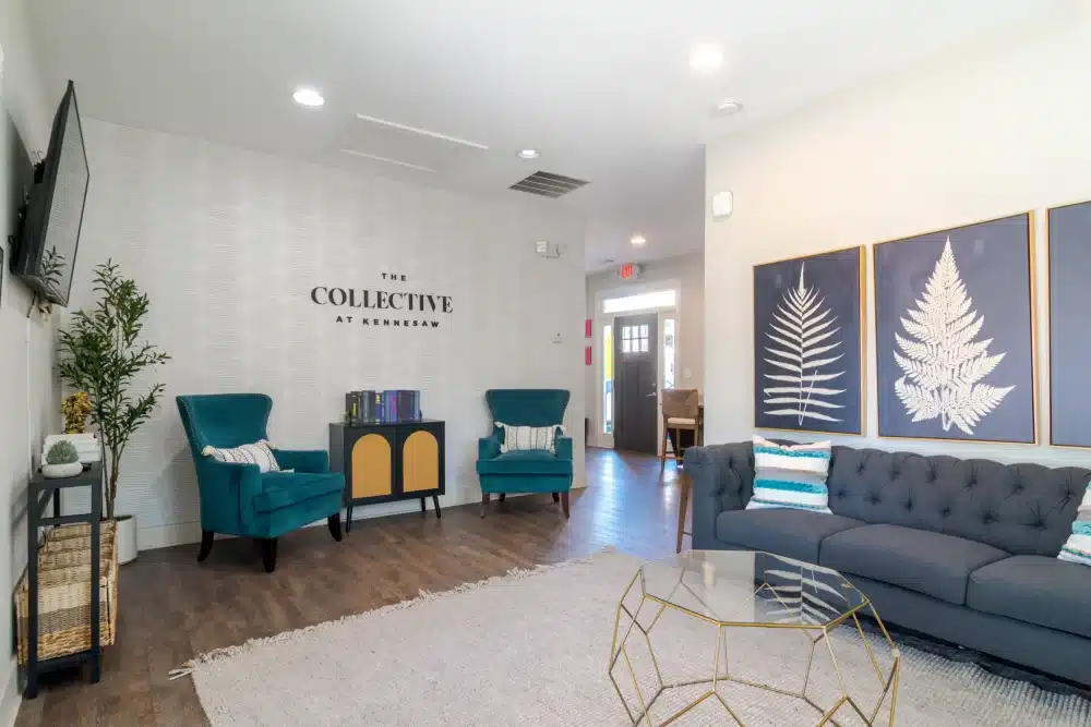 Leasing-Office-Lounge-The-Collective-at-Kennesaw-Apartments-Near-KSU